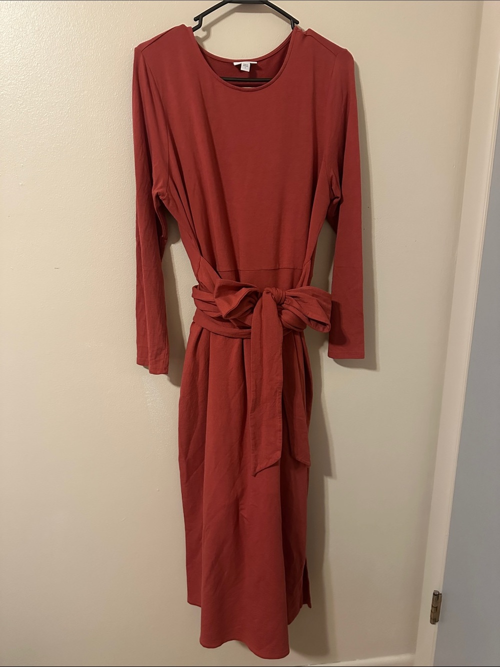 J. Jill Long-Sleeve Tie-Waist Midi Dress in Rust